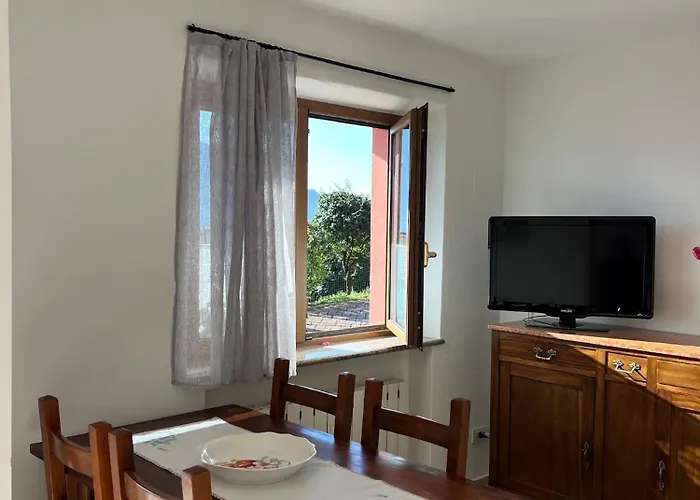 Casetta Al Belvedere - View Vercana